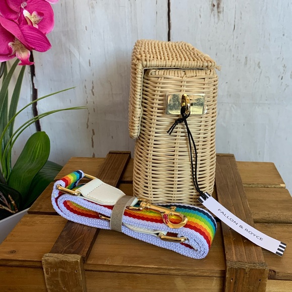 Fallon & Royce Kaia Rattan Straw Crossbody NWT - Picture 3 of 6